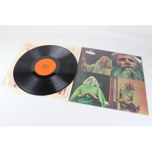 10 - Vinyl - Moondog self titled (CBS 63906) early CBS advertising inner, gatefold sleeve.  Sleeve & Viny... 