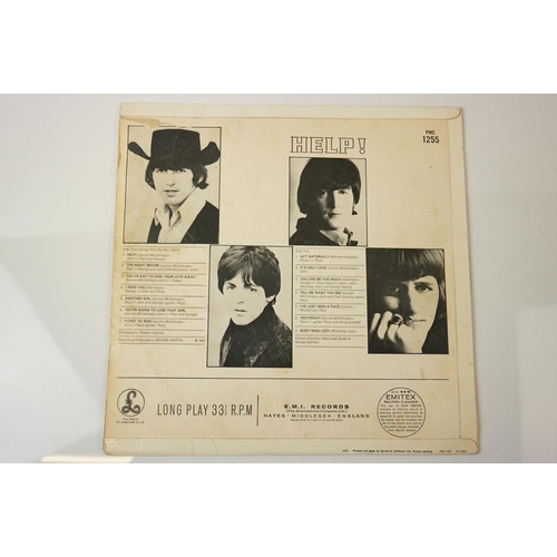 116 - Vinyl - The Beatles 2 LP's to include Help (PMC 1255) and Revolver (PMC 7009) both with Gramophone C... 