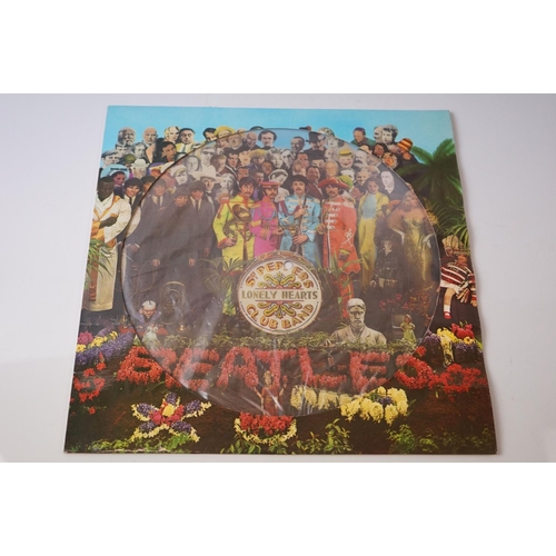 128 - Vinyl - The Beatles Sgt Pepper picture disc (PHO 7027) Stereo, and Long Tall Sally EP Record Store D... 