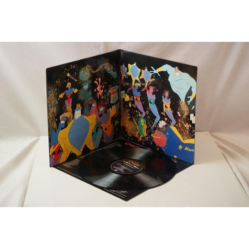 129 - Vinyl - Queen collection of 5 LP's to include A Kind Of Magic,, The Works, Live Magic, News Of The W... 