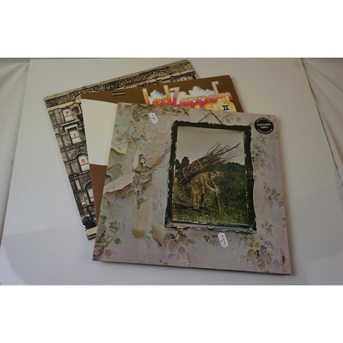 131 - Vinyl - Led Zeppelin 3 LP's to include Two (K 40037) French press later release, Four (K 50008) late... 