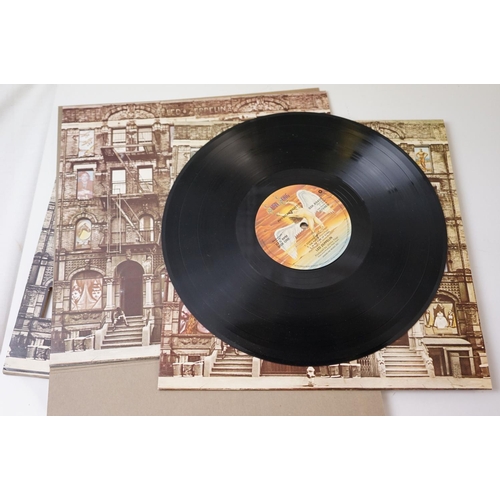 131 - Vinyl - Led Zeppelin 3 LP's to include Two (K 40037) French press later release, Four (K 50008) late... 