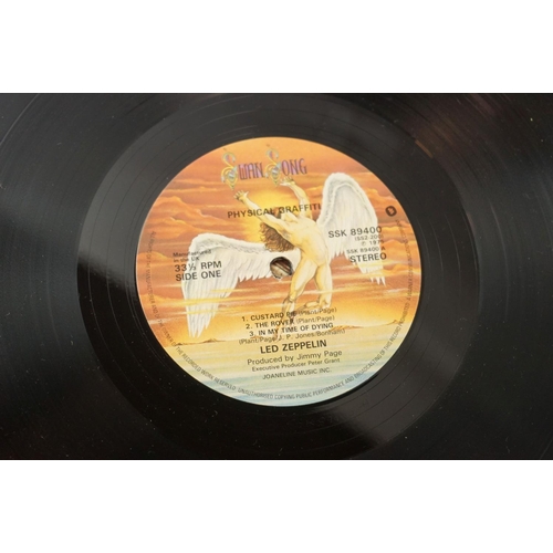 131 - Vinyl - Led Zeppelin 3 LP's to include Two (K 40037) French press later release, Four (K 50008) late... 