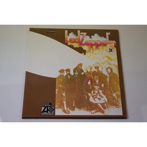 131 - Vinyl - Led Zeppelin 3 LP's to include Two (K 40037) French press later release, Four (K 50008) late... 