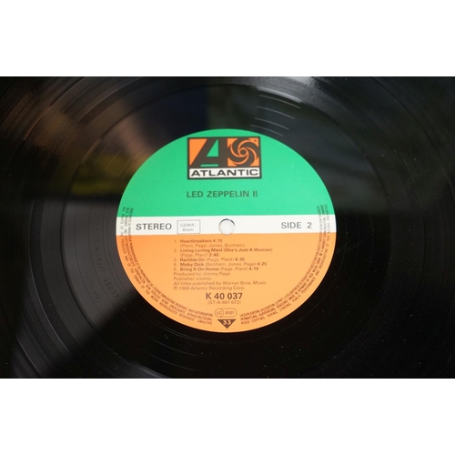 131 - Vinyl - Led Zeppelin 3 LP's to include Two (K 40037) French press later release, Four (K 50008) late... 