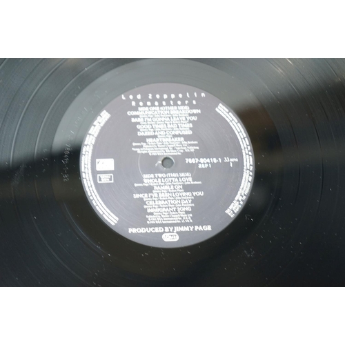 182 - Vinyl - Led Zeppelin Remasters (ZEP 1) 3 LP set in fold out sleeve, with black inners.  Sleeve & Vin... 