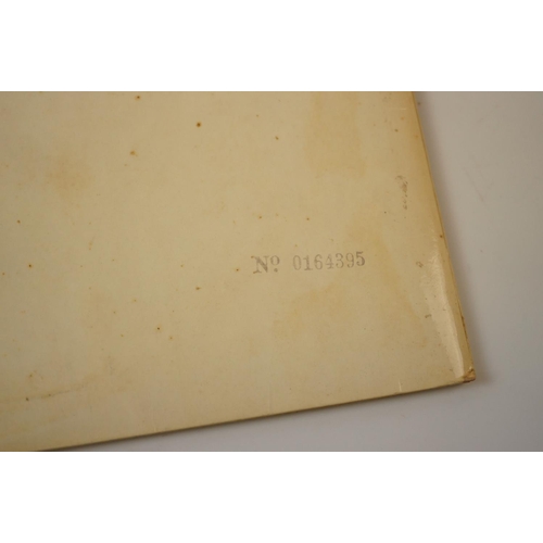 216 - Vinyl - The Beatles White Album (PMC 7067/8) No.0164395, top loader with black inners, poster and 4 ... 