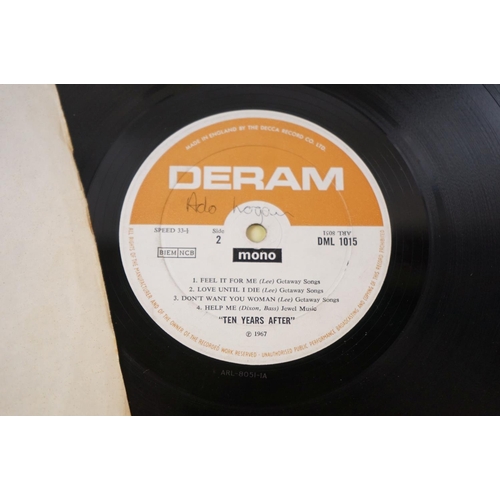 225 - Vinyl - Ten Years After Self Titled (Deram DML 1015) Mono, name to both sides of label and back of s... 