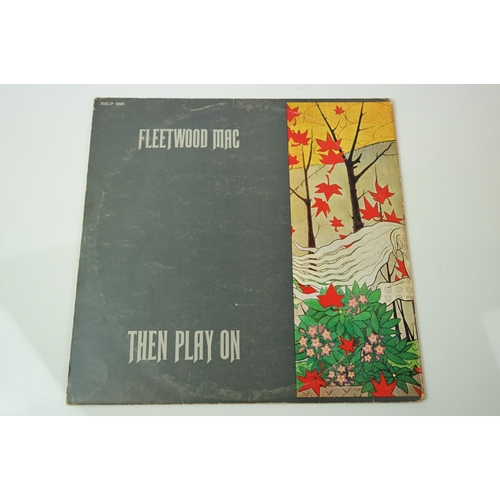 241 - Vinyl - Fleetwood Mac Then Play On (Reprise RSLP 9000) Reprise steamboat label, gatefold sleeve.  Sl... 