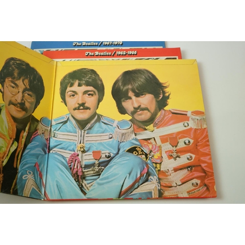 246 - Vinyl - The Beatles 3 LP's to include Sgt Pepper (PMC 7027) The Gramophone Co Ltd and Sold In UK to ... 