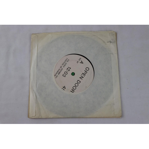 355 - .   DIY PUNK - 3 RARE UK 1980’S DIY PUNK / POST PUNK PRIVATE PRESSING SINGLES.  1.  HUMAN CABBAGES -... 