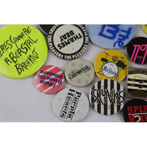 427 - PUNK / MOD REVIVAL ORIGINAL LATE 1970’S BADGES.  20 LATE 1970’S EARLY 1980’S ORIGINAL PUNK / MOD REV... 