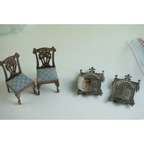 10 - Large collection of 20th C dolls house furniture in good condition, features various small accessori... 