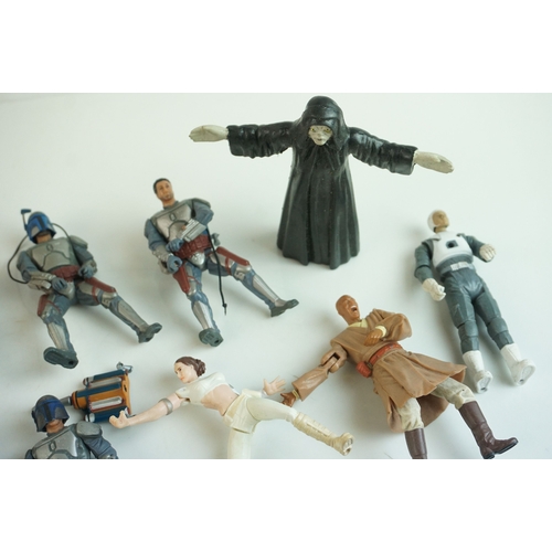 37 - 20 x Playworn Hasbro Star Wars action figures to include Mace Windu, Jango Fett, Anakin Skywalker, e... 