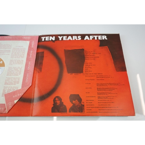 258 - Vinyl - Two Ten Years After LPs to include Ssssh on Deram SML1052 Stereo (vinyl vg+, sleeves vg+) an... 