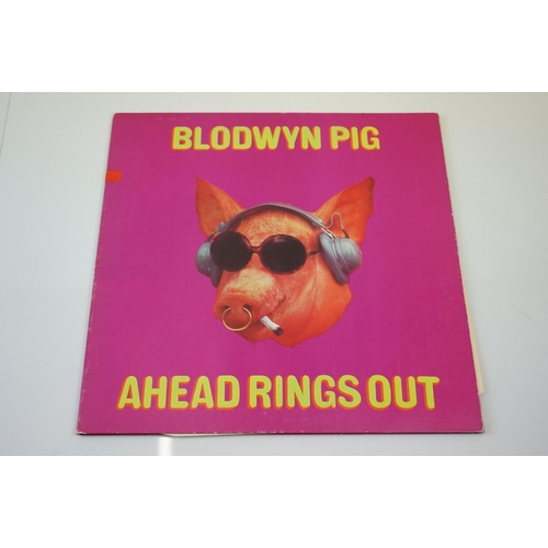 259 - Vinyl - Blodwyn Pig Ahead Rings Out LP on Island ILPS9101 3rd pressing, vinyl vg++ with light marks,... 