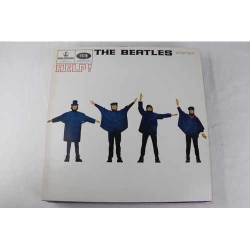 263 - Vinyl - 15 later release The Beatles LPs to include For Sale, A Hard Days Night, Help, At The Hollyw... 