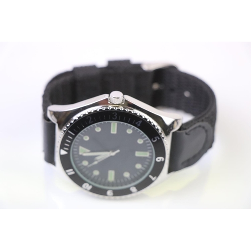 299 - United States Navy Diver style Military Watch