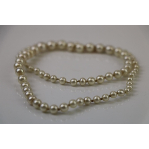 308 - Graduated Cultured Pearl Necklace with 9ct Yellow Gold Barrel Clasp