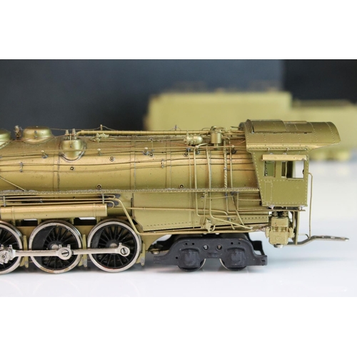 10 - Boxed Hallmark HO gauge ATSF Santa Fe 5000 Series Madam Queen 2-10-4 brass locomotive & tender made ... 