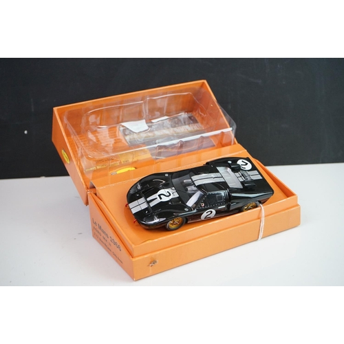 1013 - Three boxed Slot it Le Mans Collection slot cars to include CW10 Ford mkII n 2 1966, CW03 Jaguar XJR... 