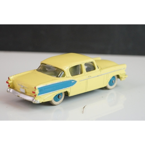 1075 - 12 Mid 20th C Dinky diecast road models to include 179 Studebaker President, 133 Cunningham, Plymout... 