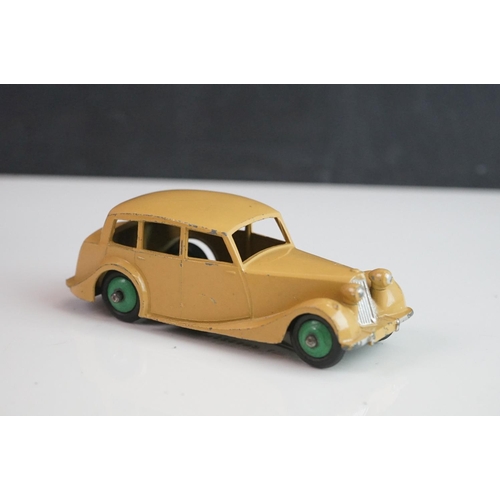 1077 - 12 Mid 20th C Dinky diecast road models to include Humber Hawk x 3, Packard x 3, 180 Packard Clipper... 