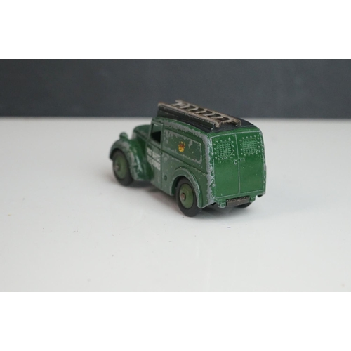 1087 - 13 Mid 20th C Dinky play worn diecast models to include Vanguard x 2, Chrysler, Armstrong Siddeley, ... 