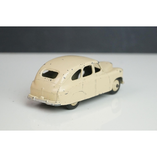 1087 - 13 Mid 20th C Dinky play worn diecast models to include Vanguard x 2, Chrysler, Armstrong Siddeley, ... 