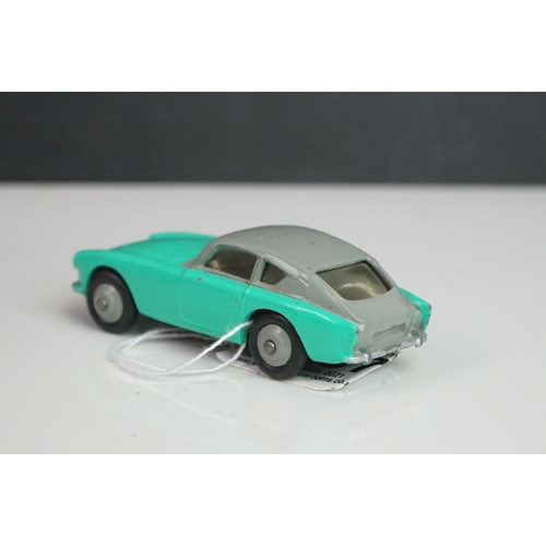 1087 - 13 Mid 20th C Dinky play worn diecast models to include Vanguard x 2, Chrysler, Armstrong Siddeley, ... 