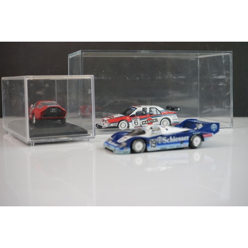 1118 - 18 Diecast models contained within 14 cases, includes Metro Models, diecast vg