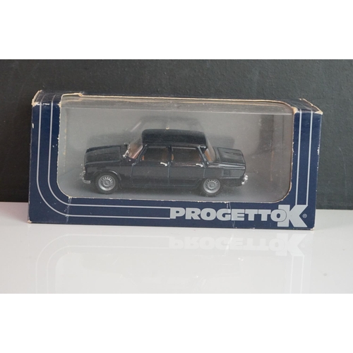 1119 - 11 Boxed / cased Protettok diecast models, various series