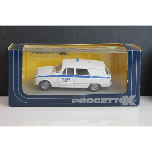 1119 - 11 Boxed / cased Protettok diecast models, various series