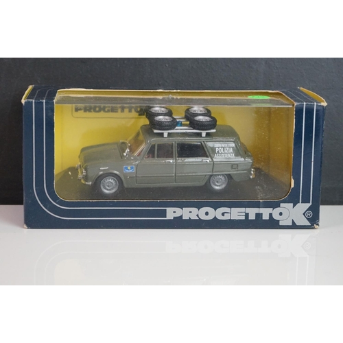 1119 - 11 Boxed / cased Protettok diecast models, various series