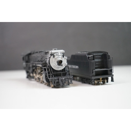 113 - Boxed United Scale Models exclusively for Pacific Fats Mail HO gauge Southern 4-6-2 brass locomotive... 