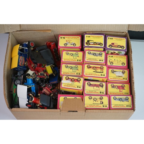 1130 - 15 Boxed Matchbox Models of Yesteryear diecast models in pink/purple & yellow boxes plus a quantity ... 