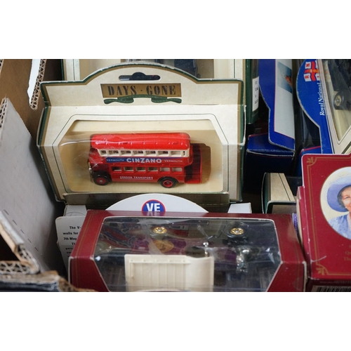 1131 - 35 X Boxed diecast buses and industrial vehicles to include Corgi 61210, 23 x Lledo, etc