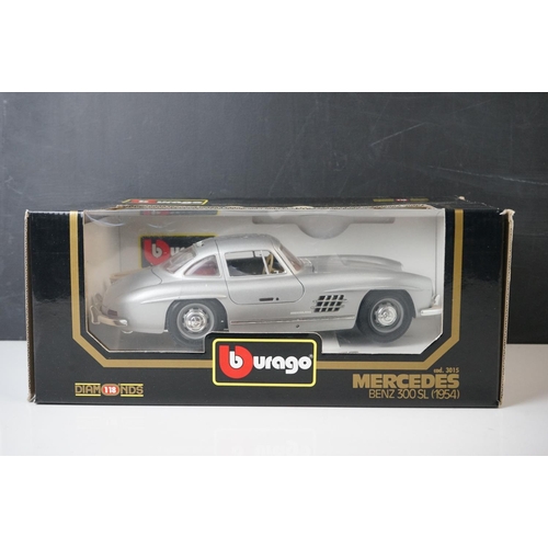 1132 - 13 x Boxed 1:18 scale Burago diecast models to include 3015 Mercedes Benz 300 SL (1954), 3025 Dodge ... 