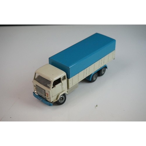 1144 - Two boxed Tekno diecast models to include 425 Volvo FB88 (with tin plate cover) and 452 Trailer (wit... 