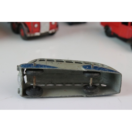 1185 - 16 Mid 20th C play worn Dinky diecast models to include 3 x Foden, 11 x various buses, etc