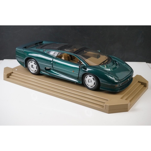 1212 - Four boxed 1:18 scale diecast models to include Corgi  MGF 1.8i VVC Roadster, Autoart Performance Su... 