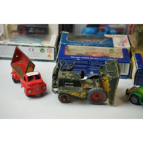 1242 - 35 x Boxed diecast models to include 2 x Corgi D980/1 Ford Popular Van and 90011 Mack B Open Pumper ... 