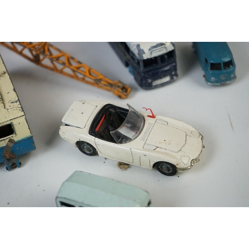 1256 - 14 mid 20th C play worn diecast models to include Dinky, Corgi and Matchbox Lesney featuring Corgi J... 