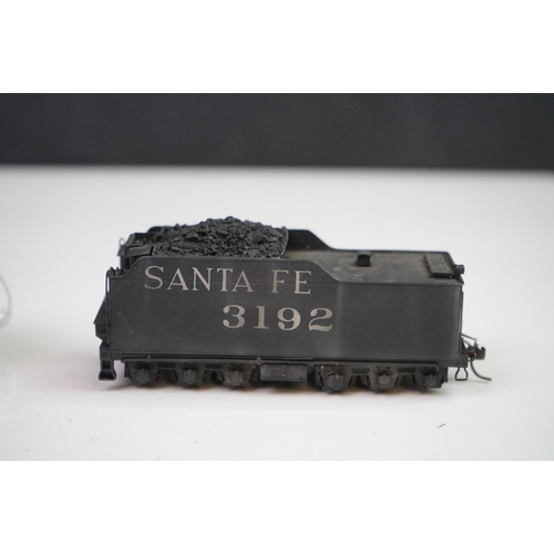 126 - Boxed Sunset Models HO gauge AT & SF #3192 2-8-2 brass locomotive & tender, made by Samhongsa (Korea... 