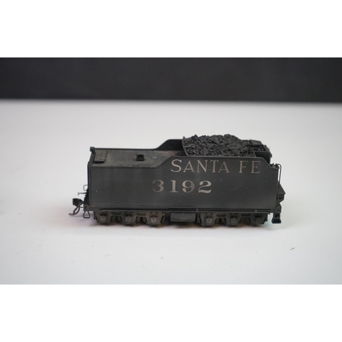 126 - Boxed Sunset Models HO gauge AT & SF #3192 2-8-2 brass locomotive & tender, made by Samhongsa (Korea... 