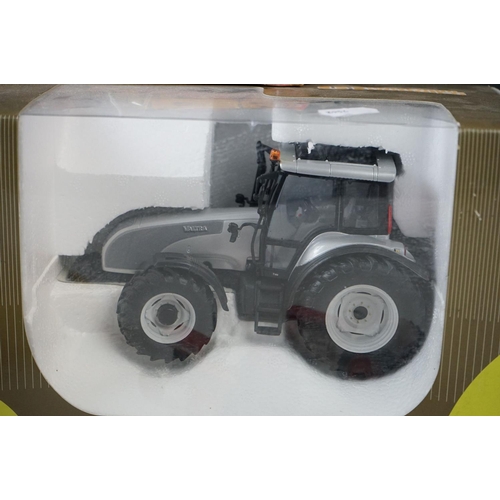 1279 - Group of boxed & unboxed diecast models to include boxed Universal Hobbies CountryValtra T Series 26... 