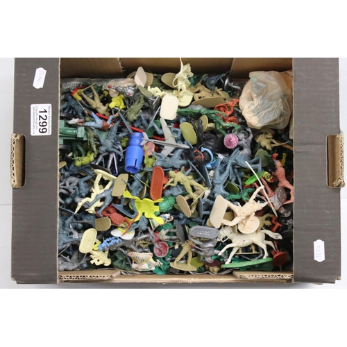 1299 - Large collection of mid-late 20th C plastic figures, soldiers & accessories to include Timpo, Britai... 