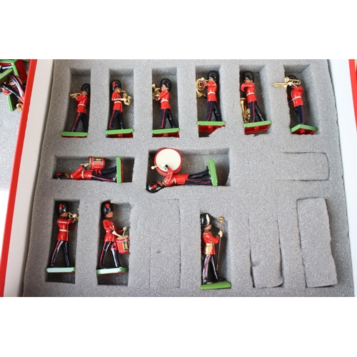 1327 - Boxed Britains Fusilier Miniatures metal figure set, complete and vg