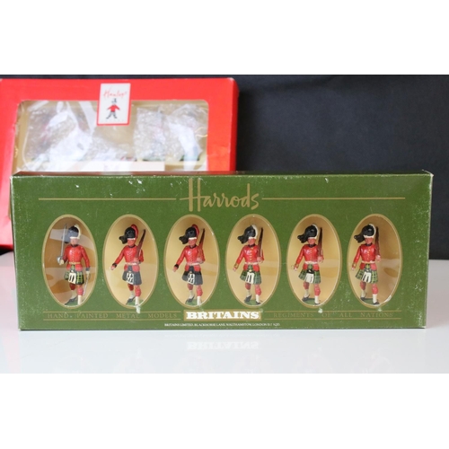 1332 - Eight boxed Britains metal soldier sets to include 7205 3 Mounted Lifeguards, 7239 Gordon Highlander... 