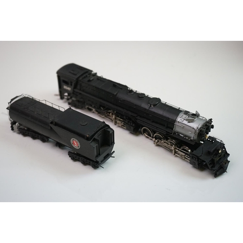 134 - Boxed Tenshodo for Pacific Fast Mail HO gauge GN 2-8-8-2 Class R-2 brass locomotive & tender along w... 